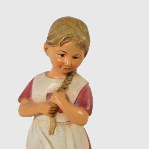 Bibelou lucrat manual din ceramica  Fetita de la tara Bibelouri