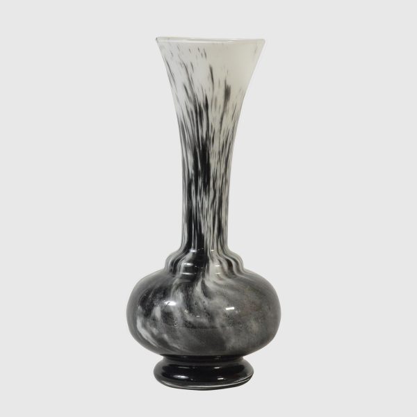 Vaza din sticla cu un superb model in stil unic Decoratiuni