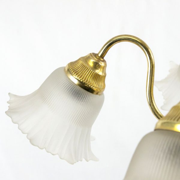 Lustra gold cu 5 brate si abajururi din sticla fina in forma de floare model unicat Corpuri de iluminat