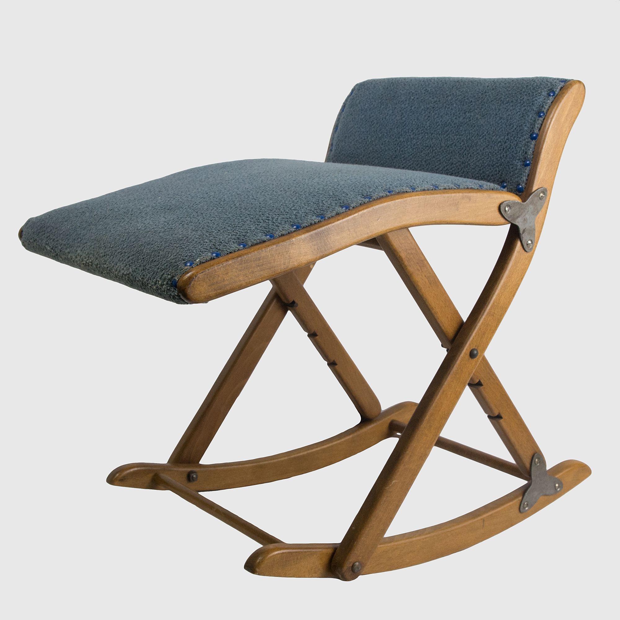 Footstool cu rama din lemn si tapiterie batuta in tinte stilul midcentury Mobilier