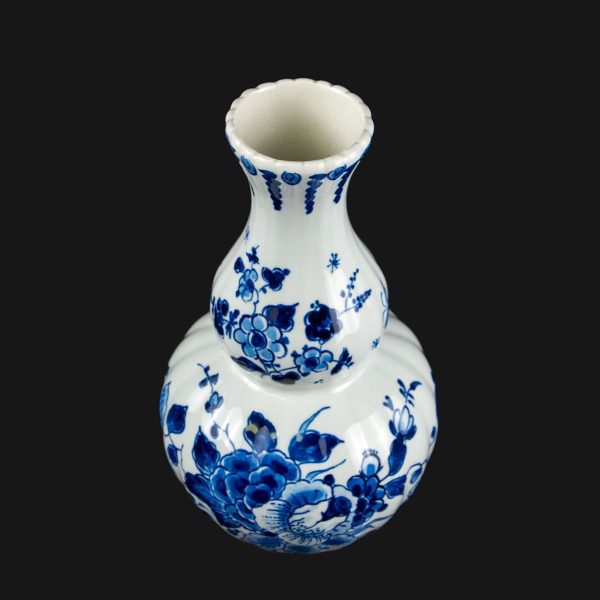 Vaza pentru flori mici lucrata manual din ceramica cu motive florale Delfts Olanda Decoratiuni