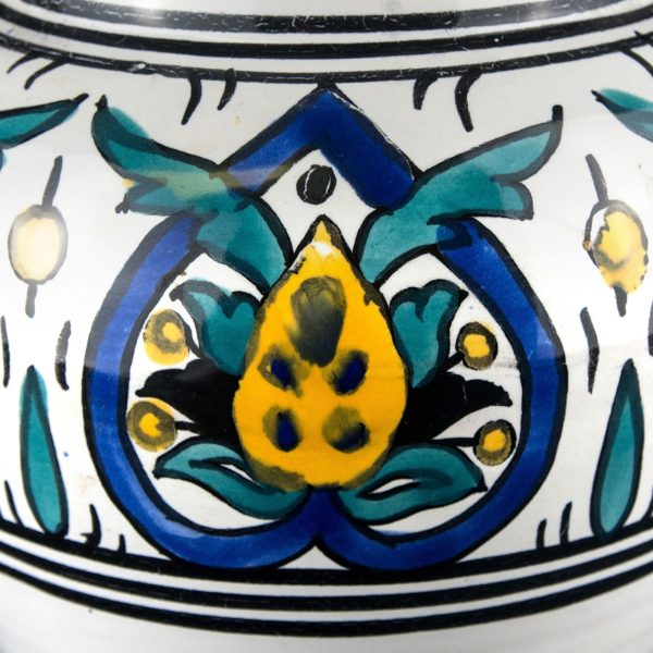 Ulcior cu manere lucrat din ceramica si pictat manual cu motive naturale Decoratiuni