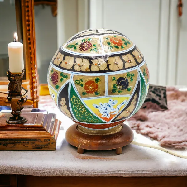 Lampă vintage de masă  pictată manual pe piele de cămilă cu model tradițional marocan anii 60 Corpuri de iluminat