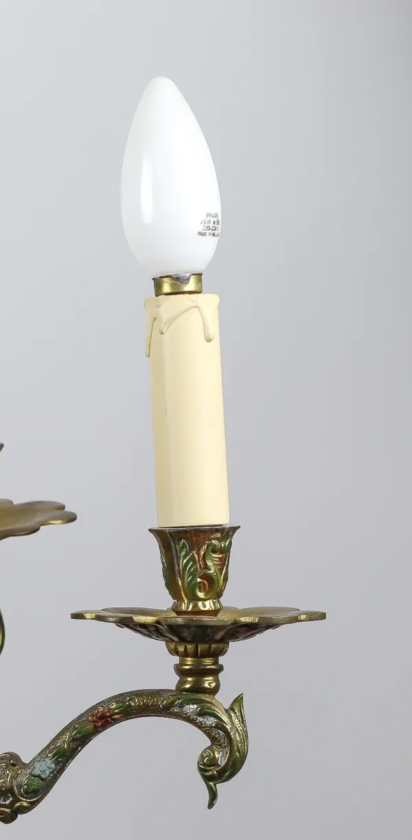 Candelabru din bronz cu 6 becuri tip lumânare și motive florale Franța începutul sec. XX Corpuri de iluminat