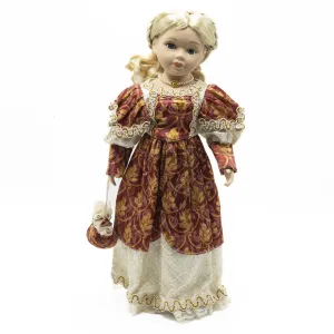 papusa-din-portelan-pentru-colectie-cu-imbracaminte-handmade-in-stil-medieval