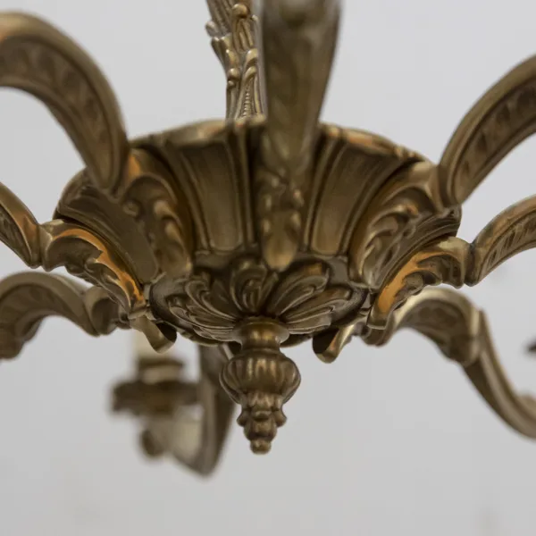 Candelabru cu 8 brațe lucrat din bronz masiv cu modele florale Franța anii 30-50 Candelabre
