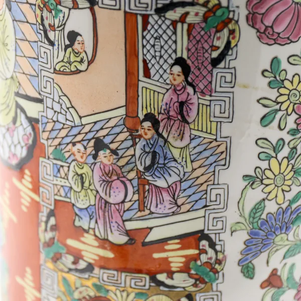 Vas din porțelan pentru umbrele lucrat și pictat manual cu motive Asiatice Articole de colectie
