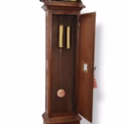 Ceas cu pendul de podea baroc cu mecanism recondiționat, piesă rară de colecție din sec. XIX Articole de colecție Magazin de mobila decoratiuni si corpuri de iluminat vintage Ceas cu pendul de podea baroc cu mecanism recondiționat, piesă rară de colecție din sec. XIX Articole de colecție