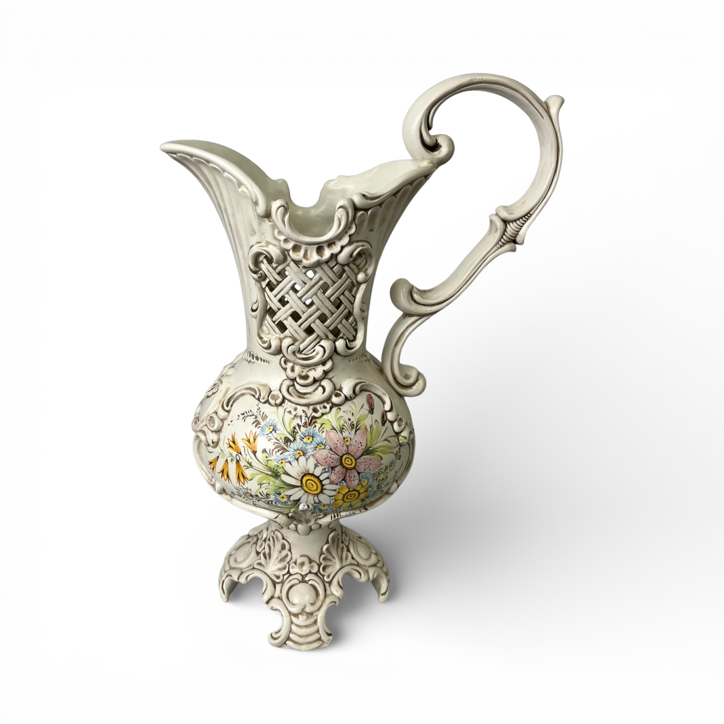 Carafă decorativă Capodimonte V. Bassano Italia, ceramică sculpturală cu decor floral pictat manual Decoratiuni