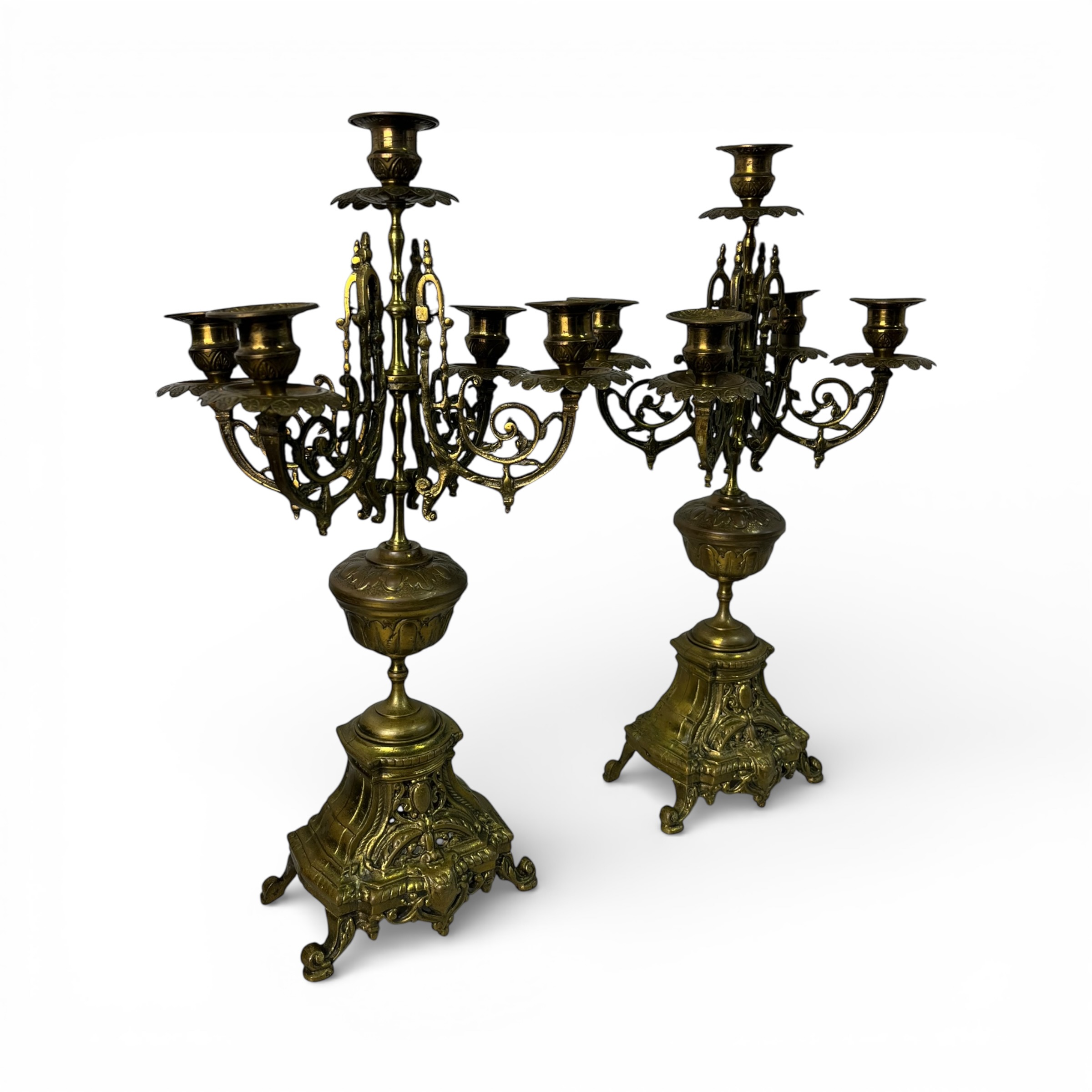 Pereche candelabre de masă din bronz, stil Neobaroc, cca. 1880–1900 Decoratiuni