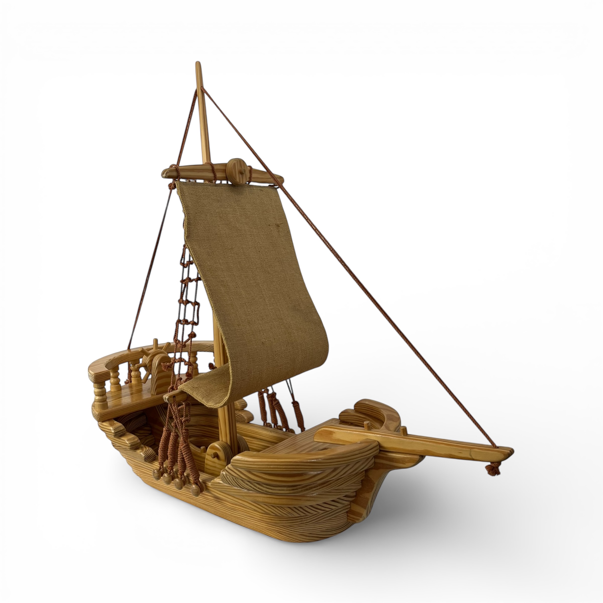 Corabie decorativă din lemn masiv – execuție detaliată, stil nautic elegant 01 Decoratiuni