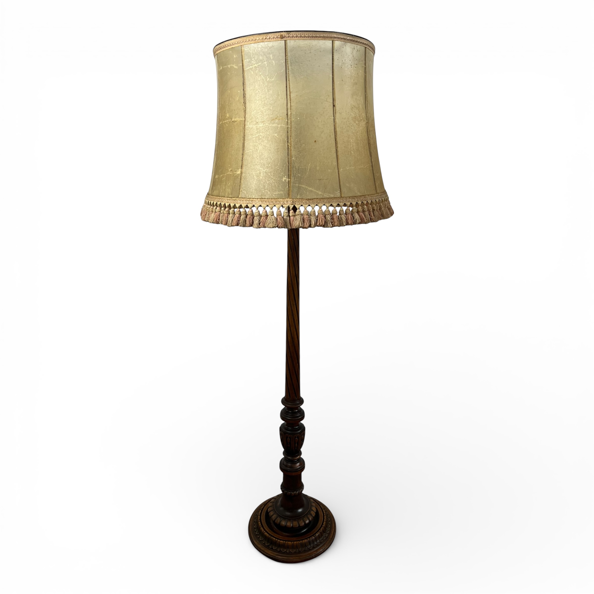 Lampadar interbelic din lemn masiv, abajur din piele naturală, dulie ceramică originală, cca. 1920–1940 Corpuri de iluminat