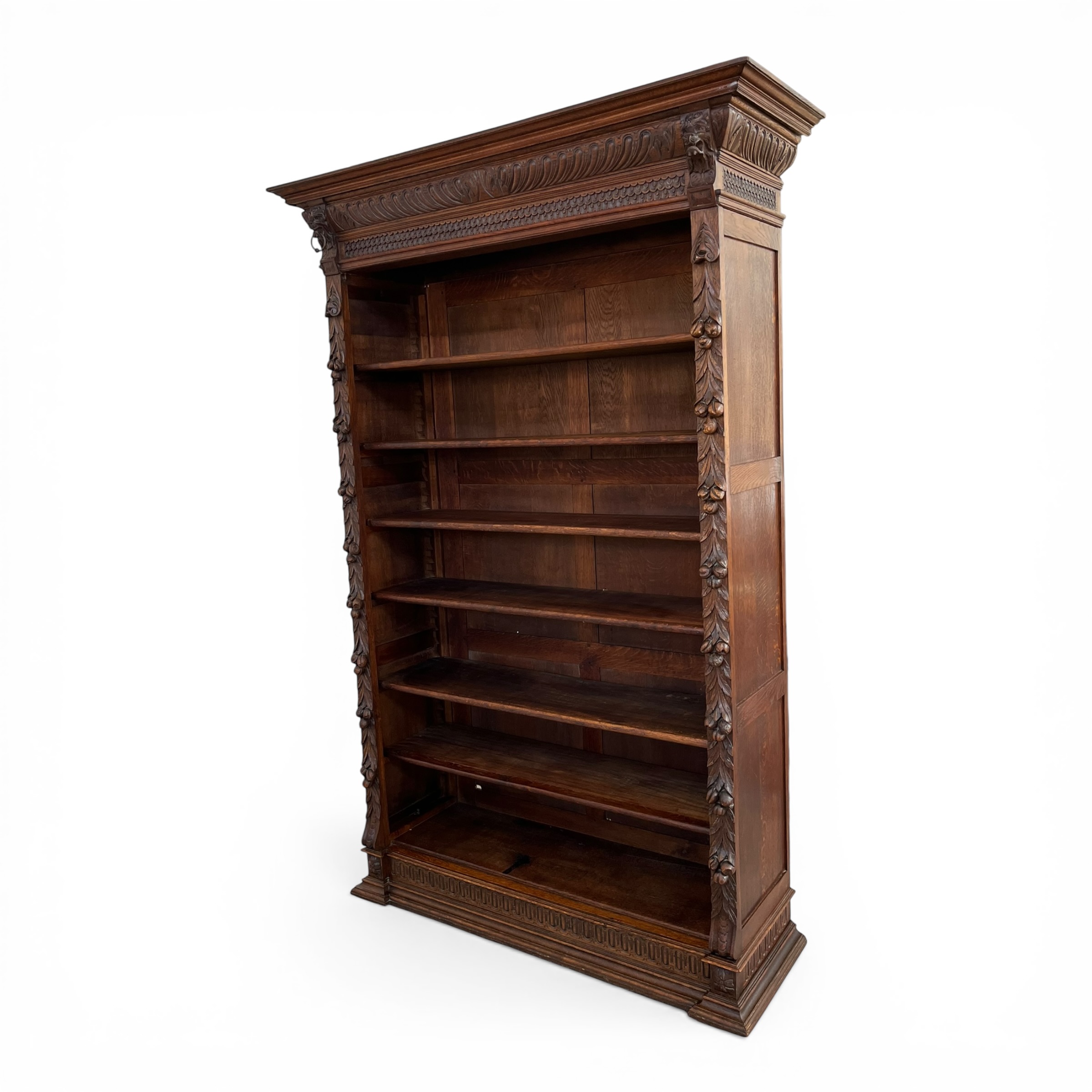 Bibliotecă monumentală sculptată, din lemn masiv, cu capete de leu și inele decorative – stil Renaștere / Neo-Renaștere Mobilier