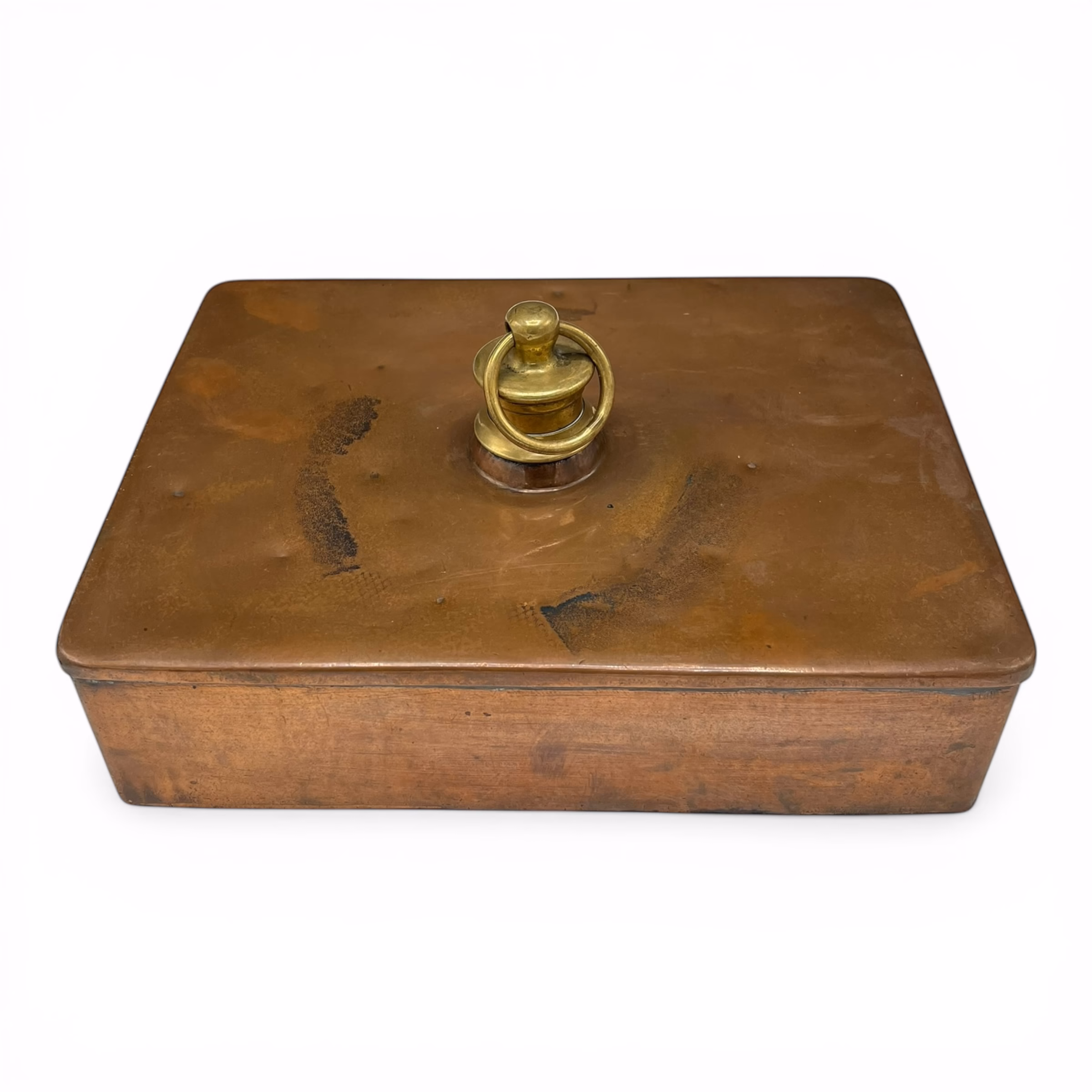 Cutie metalică vintage din cupru cu capac și mâner din alamă – stil industrial Decoratiuni