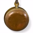 Încălzitor / prăjitor vintage pentru castane sau nuci, din alamă și cupru, cu mâner din lemn Decoratiuni Magazin de mobila decoratiuni si corpuri de iluminat vintage Încălzitor / prăjitor vintage pentru castane sau nuci, din alamă și cupru, cu mâner din lemn Decoratiuni