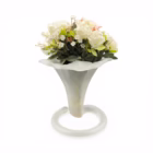 Vază decorativă din sticlă satinată, design organic cu bază spiralată Decoratiuni