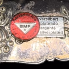 Platou decorativ vintage BMF, metal argintat cu inserție din sticlă și dantelă, Germania Platouri