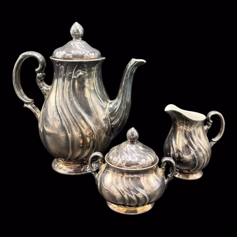 Serviciu vintage din porțelan argintat model elegant în relief pentru cafea sau ceai