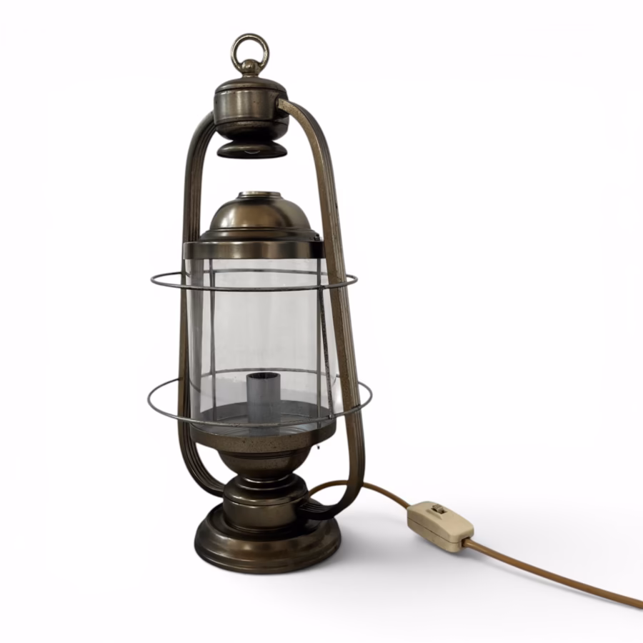 Lampă de Masă Electrică în Stil Felinar Maritim – Metal Bronzat și Sticlă Clară