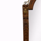 Oglindă Antică de Perete în Stil Victorian din Lemn Masiv Sculptat și Ornamente din Bronz Decoratiuni