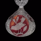 Bombonieră vintage din cristal fațetat cu capac – decor rubiniu gravat cu păsări Bomboniere