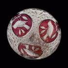 Bombonieră vintage din cristal fațetat cu capac – decor rubiniu gravat cu păsări Bomboniere