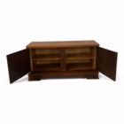 Comodă din Lemn Masiv cu Sculpturi Manuale – Stil Tradițional, Perioada Interbelică Comode și măsuțe de toaletă Magazin de mobila decoratiuni si corpuri de iluminat vintage Comodă din Lemn Masiv cu Sculpturi Manuale – Stil Tradițional, Perioada Interbelică Comode și măsuțe de toaletă