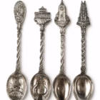 Set Colecție – 18 Lingurițe și 1 Furculiță Miniaturale cu Repere Turistice Europene Tacamuri