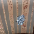 Canapea vintage / anticar din lemn masiv cu tapițerie din mătase dungată și imprimeu floral, stil clasic Louis XV / Ludovic al XV-lea Articole de colecție