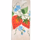 Vază Vintage Ceramică de Perete – Pictată Manual cu Căpșuni (Efect Craquelé) Decorațiuni pentru perete