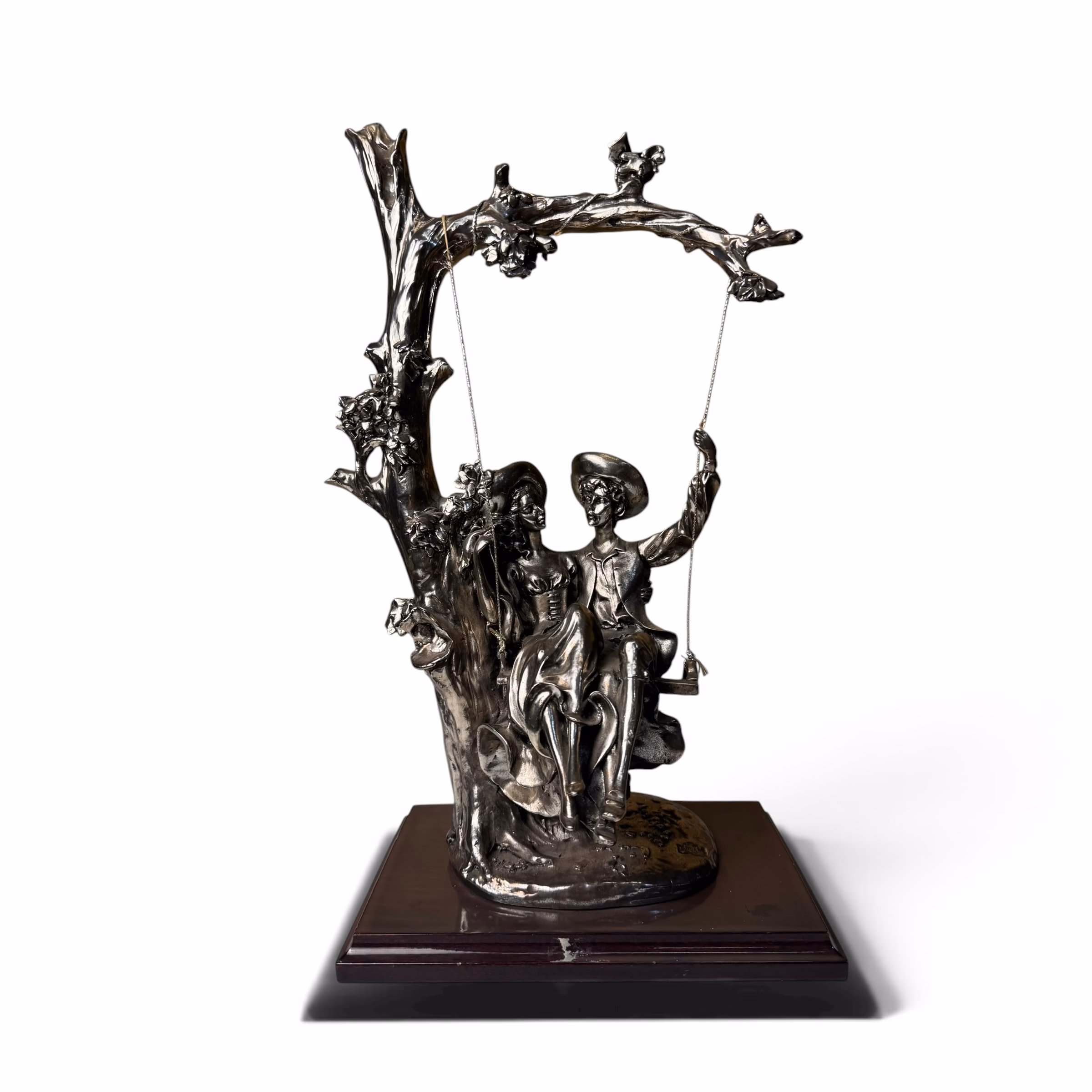 Statuetă decorativă romantică „Cuplu în leagăn” Statuete