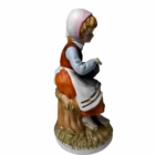 Bibelou Porțelan Capodimonte – Fetiță cu Coș de Fructe (Stil Vintage Capodimonte) Bibelouri