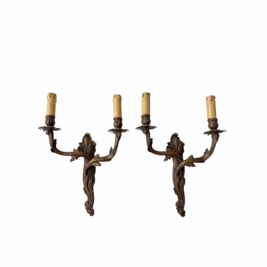Pereche Aplice Vintage din Bronz – Stil Rococo / Ludovic al XV-lea