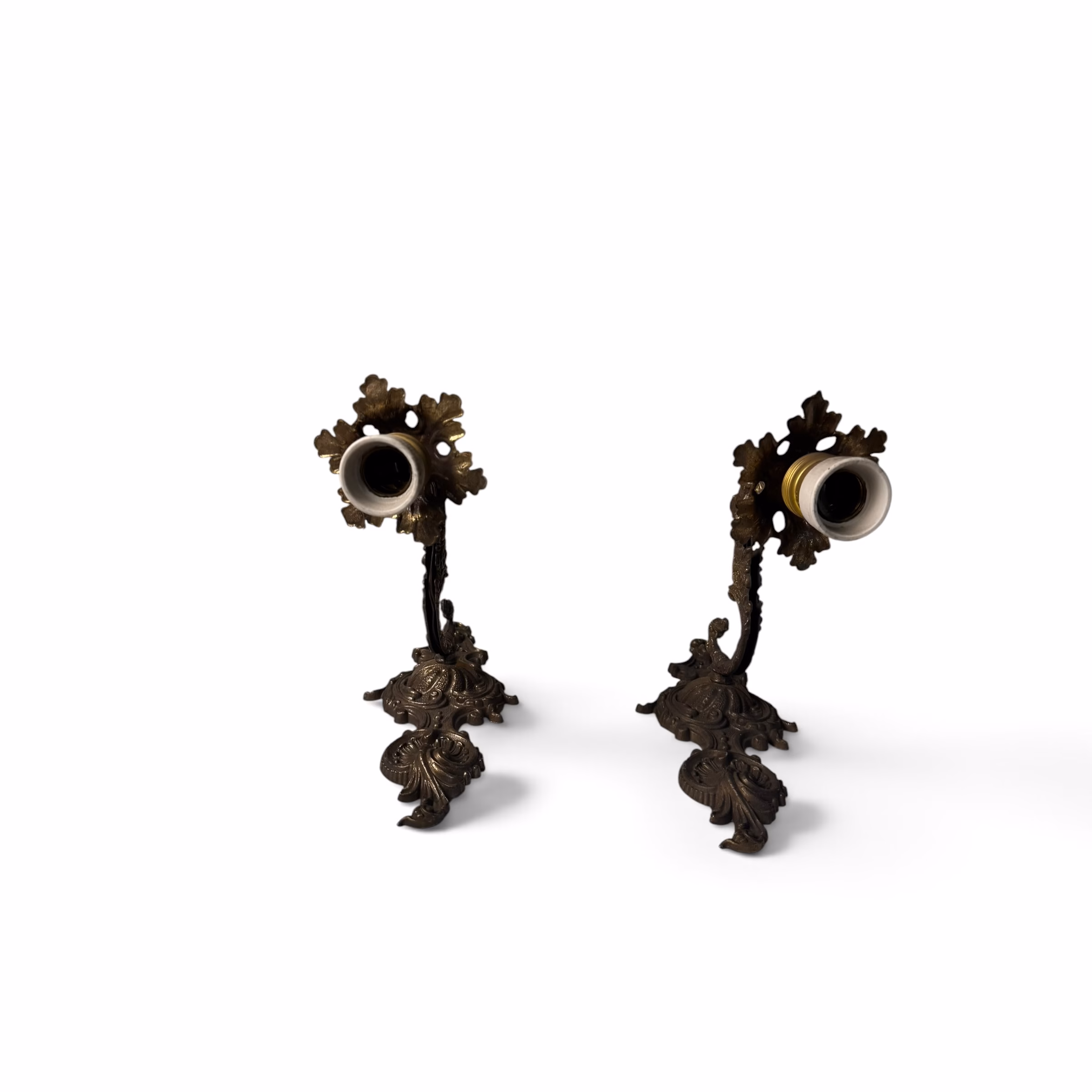Pereche Aplice Vintage din Bronz Turnat – Stil Rococo / Ludovic al XV-lea Aplice