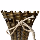 Vază/Suport de Perete Vintage cu Textură de Coș Împletit și Șnur – Metal Aurit / Bronz Covoare