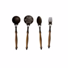 Set Vintage de 4 Utensile pentru Bucătărie – Bronz/Alamă și Mânere din Lemn Tacamuri