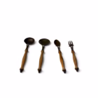 Set Vintage de 4 Utensile pentru Bucătărie – Bronz/Alamă și Mânere din Lemn Tacamuri