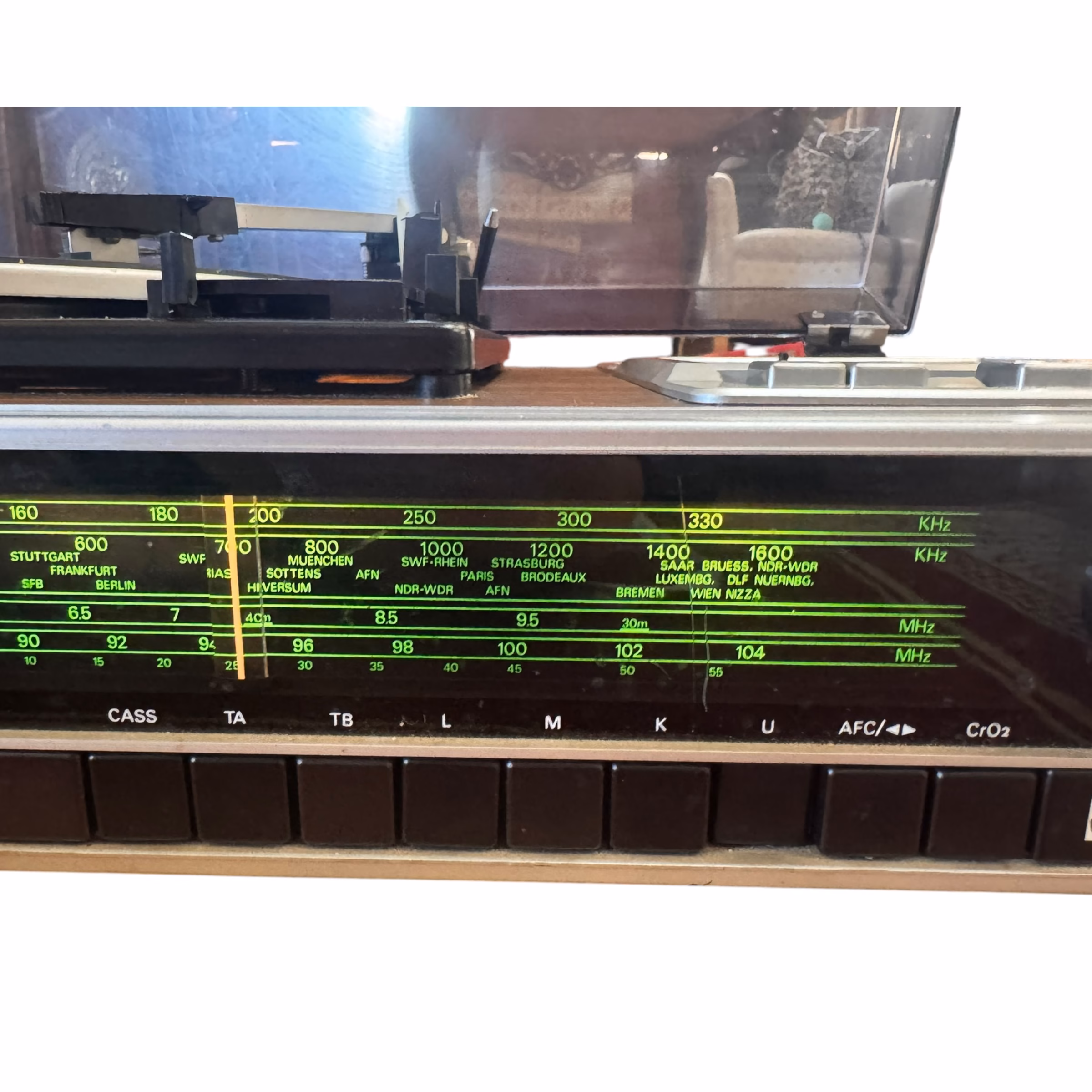 Aparat de Radio cu Casetofon și Pick UP Instrumente muzicale Magazin de mobila decoratiuni si corpuri de iluminat vintage Aparat de Radio cu Casetofon și Pick UP Instrumente muzicale