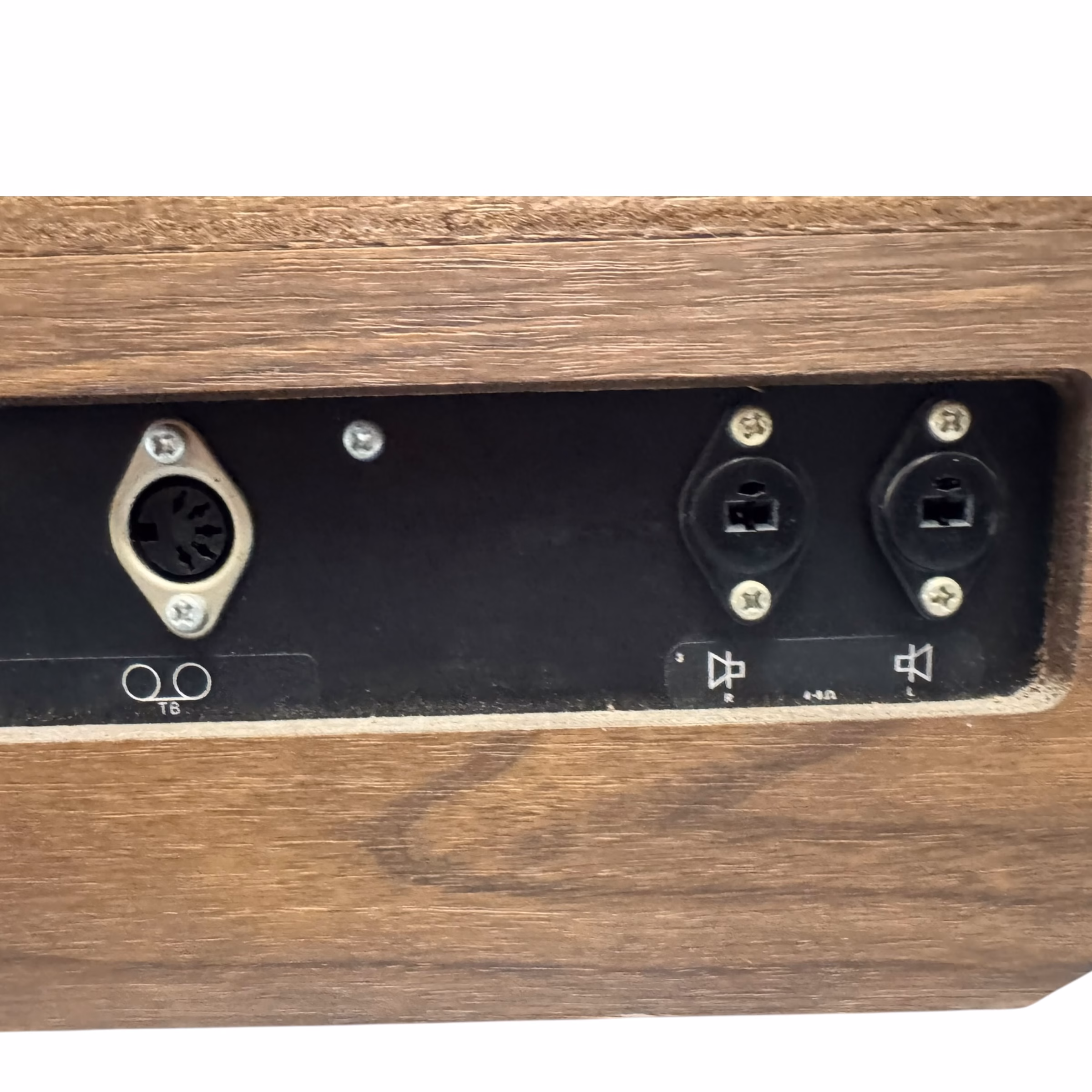 Aparat de Radio cu Casetofon și Pick UP Instrumente muzicale Magazin de mobila decoratiuni si corpuri de iluminat vintage Aparat de Radio cu Casetofon și Pick UP Instrumente muzicale