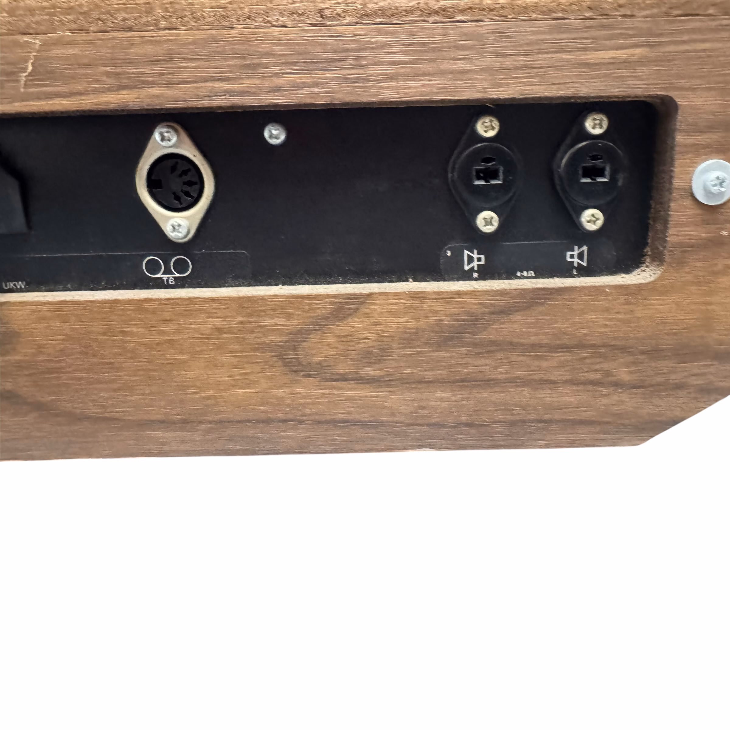 Aparat de Radio cu Casetofon și Pick UP Instrumente muzicale Magazin de mobila decoratiuni si corpuri de iluminat vintage Aparat de Radio cu Casetofon și Pick UP Instrumente muzicale